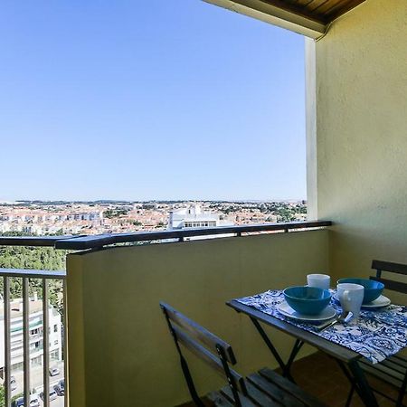 Cozy Studio With Balcony And Beautiful View Apartamento Cascais Exterior foto