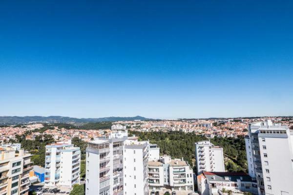 Cozy Studio With Balcony And Beautiful View Apartamento Cascais Exterior foto